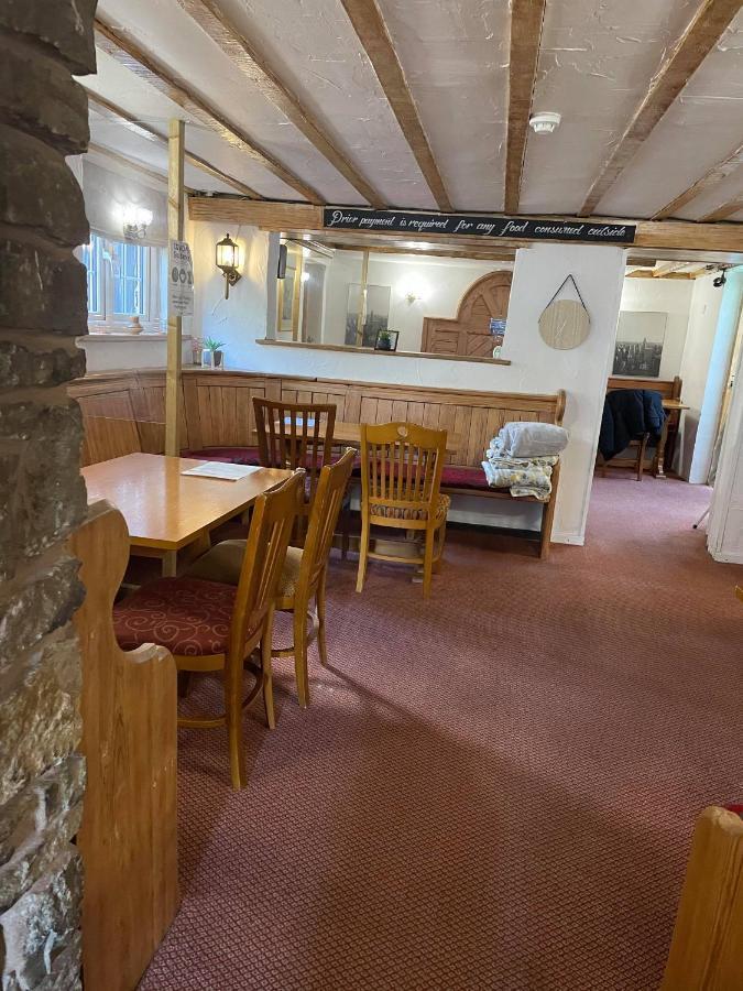 The Glan Yr Afon Inn Холівелл Екстер'єр фото